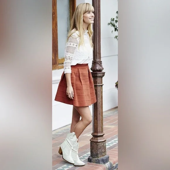 White Western Cowboy Booties | Mid-Calf Pull-On Chic Boots Festival | Size 10 - Picture 3 of 10